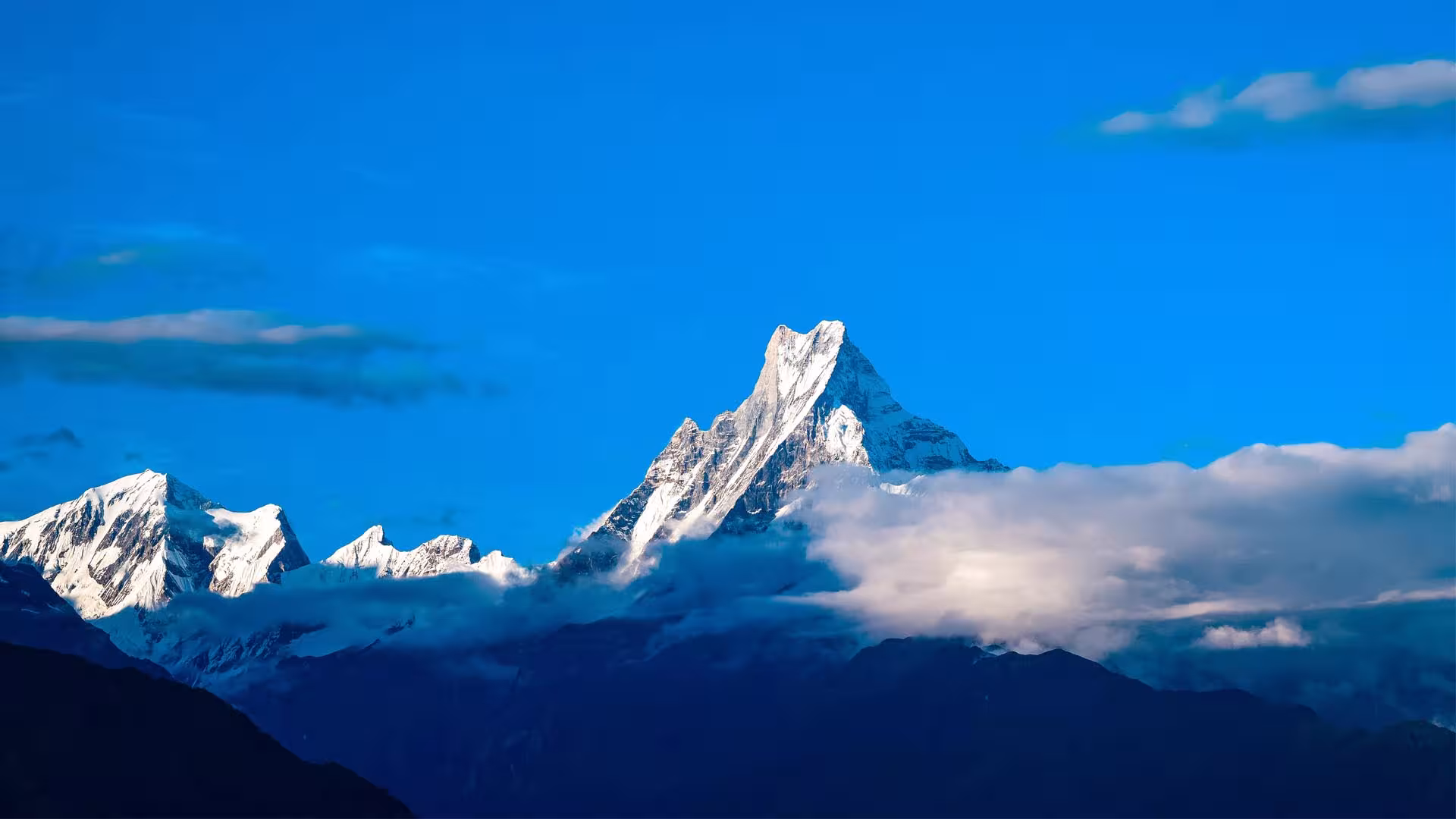 Mardi Himal seen in a way
