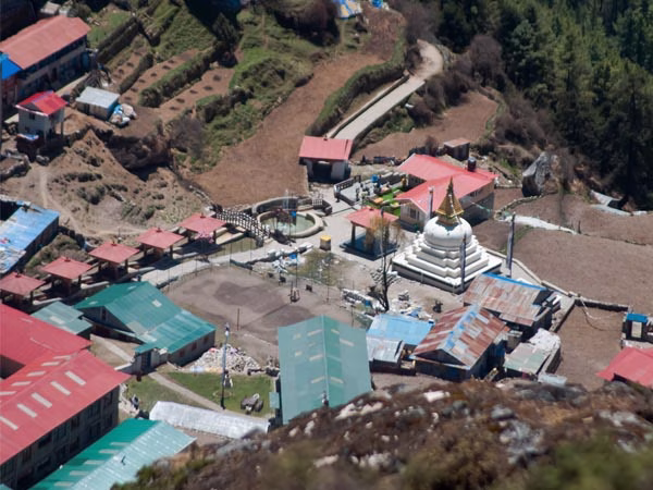 Staying at Namche for acclimatization