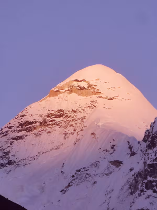 island peak climbing