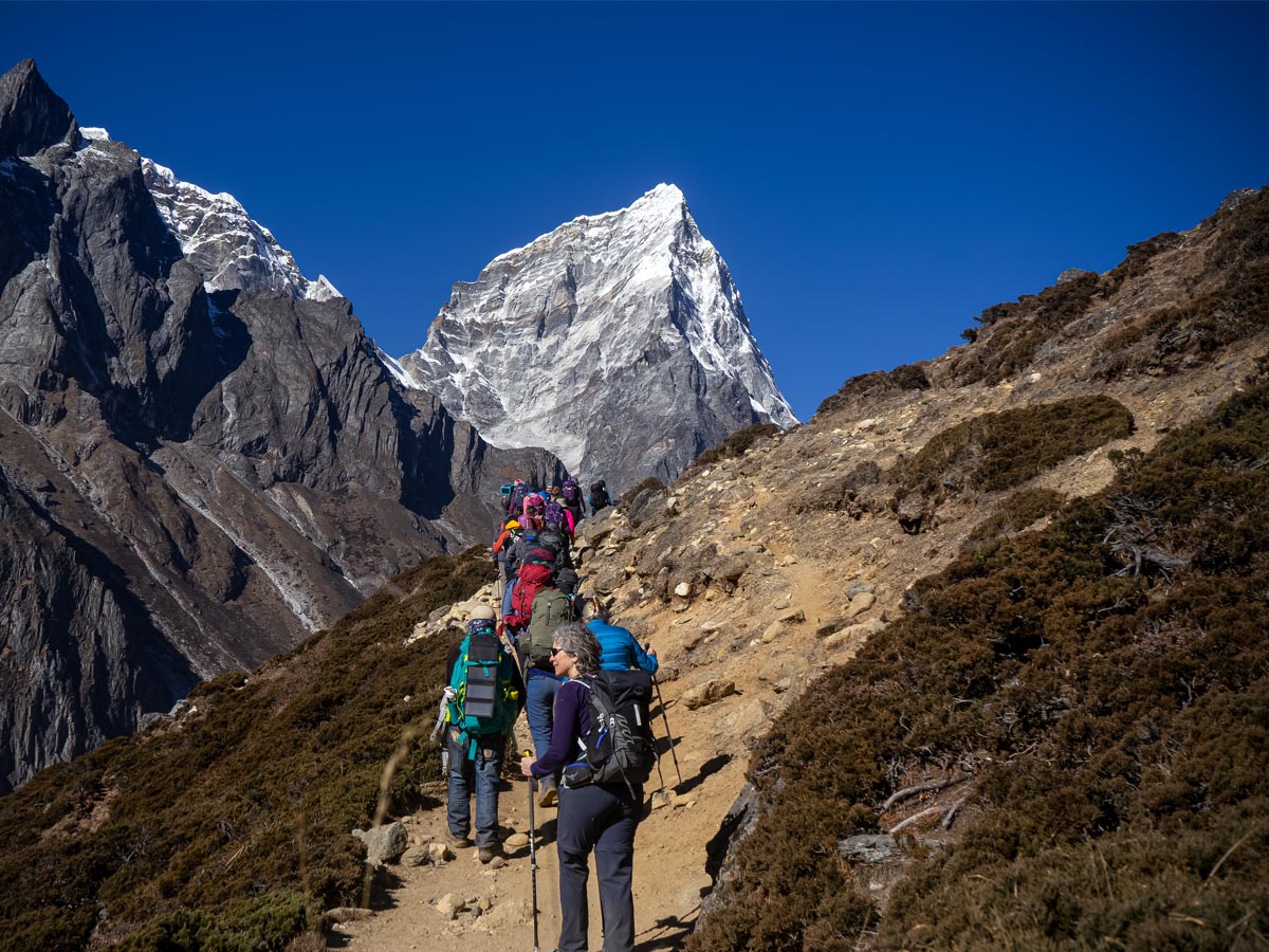 Dingboche to lobuche trail