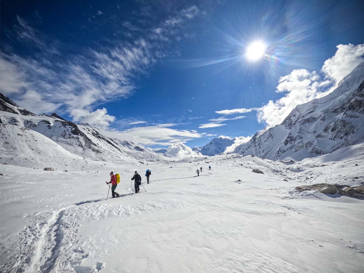 Snowy Trail in Larkya la pass