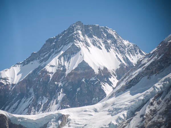 Mountain View Near Everest Base Camp