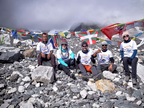 Sublime Clients Enjoying Everest Time