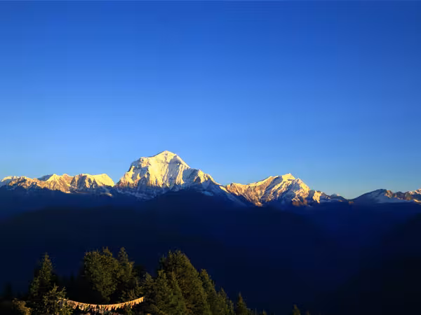 A morning sunrise view from Poonhill
